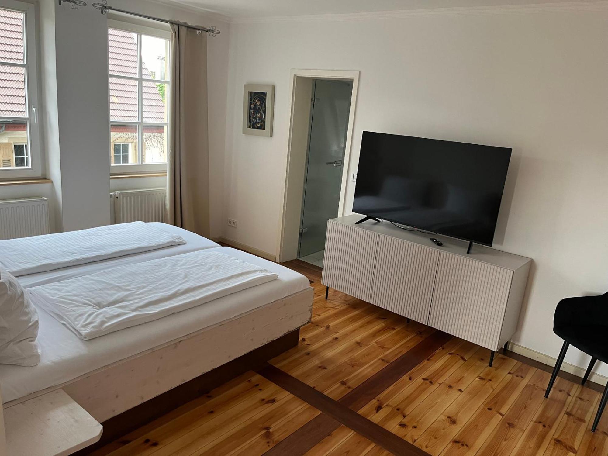 Hotel Hahn Gondelsheim Ruang foto